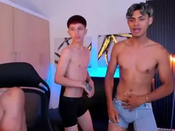Chaturbate Watch Live Sex Cams of interracial_wallen