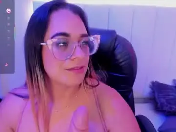 Chaturbate Sex Cam of mhonikbelucci