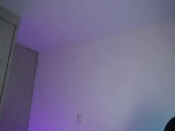 Chaturbate Live Sex Cam of krops_
