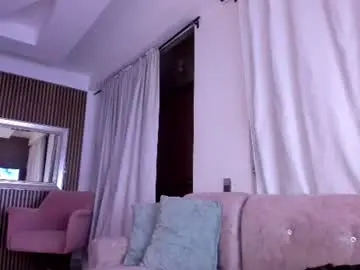 Chaturbate Best live sex cam show of sweet_lau