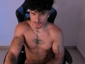 Chaturbate Live Sex Cam of thomas_fit1