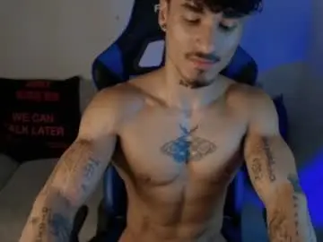 Chaturbate Live Sex Cam of thomas_fit1