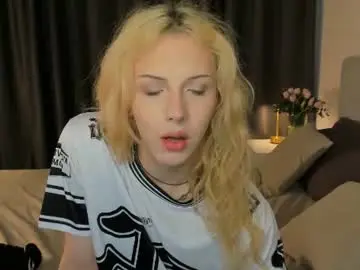 Chaturbate Live Sex Cam of tiffany_king