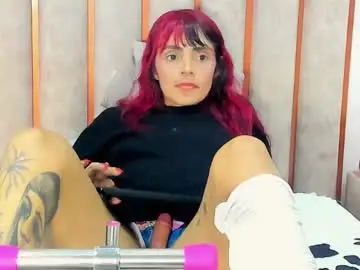 Chaturbate Live Porn of lucie_red