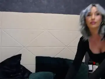 Chaturbate Free Porn Cam of issasmyth
