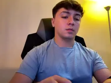 Chaturbate Free Live Porn of aron__cooper