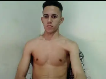 Chaturbate Live Sex Cam of isaaclatino