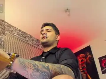 Chaturbate Nude Webcam of nicolass_fellener
