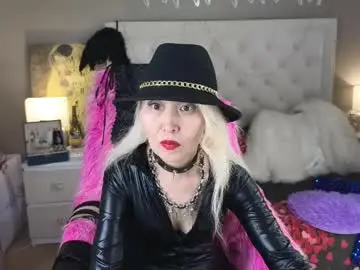 Chaturbate Nude Webcam of roxalanastar