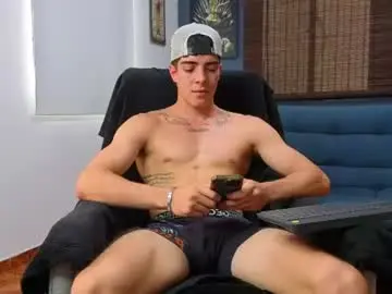 Chaturbate Adult Video Chat of ethangreey1