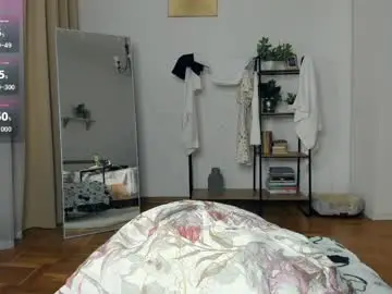 Chaturbate Live Sex Cam of glossybabe_