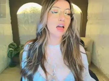 Chaturbate Best live sex cam show of isabella__r