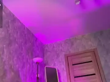 Chaturbate Live Sex Cam of itsevedarkside_