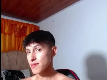 Chaturbate Sex Cam of rowanboy23
