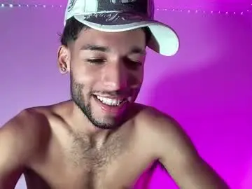 Chaturbate Best live sex cam show of thiagoferreti_