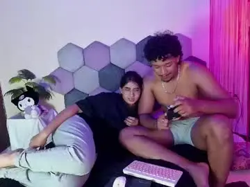 Chaturbate Watch Live Sex Cams of desireduo_tgn