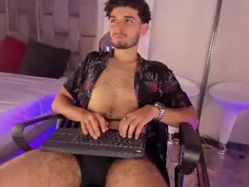 Chaturbate Live Sex of lucasthomson_