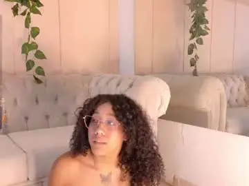 Chaturbate Live Sex Cam of flavia_cruz