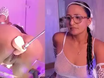 Chaturbate Live Porn of victorianoir_
