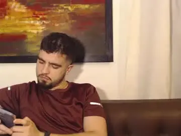 Chaturbate Free Porn Cam of adam_hopper