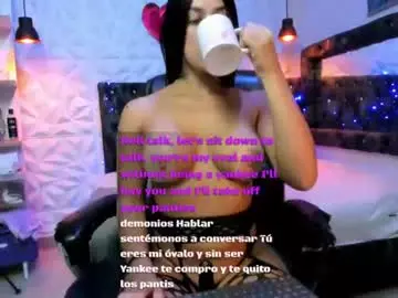 Chaturbate Live Sex of melody_dl