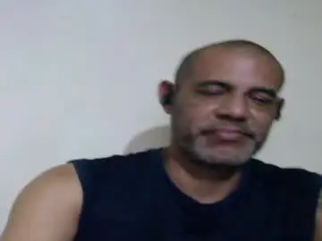 Chaturbate Nude Webcam of retlam37