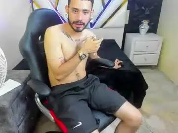 Chaturbate Watch Live Sex Cams of brunocarzon