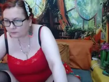 Chaturbate Free Porn Cam of dyannelovee