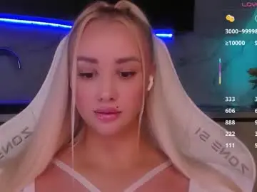 Chaturbate Free Live Porn of blond_diamond