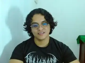 Chaturbate Free Porn Cam of dan_blous