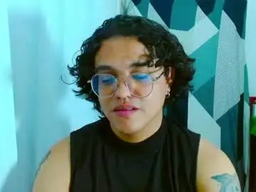 Chaturbate Free Porn Cam of dan_blous