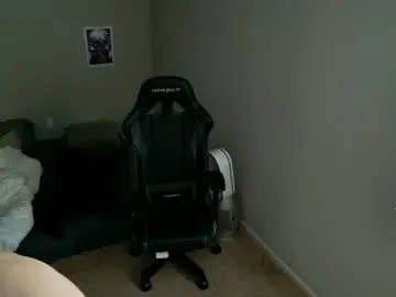 Chaturbate Watch Live Sex Cams of blueeyedtallguy