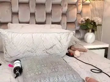 Chaturbate Live Sex Cam of jennsexy_