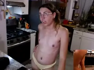 Chaturbate Adult Video Chat of kierbearkisses