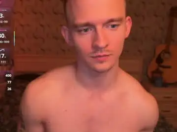 Chaturbate Live Sex Cam of marvelboy_