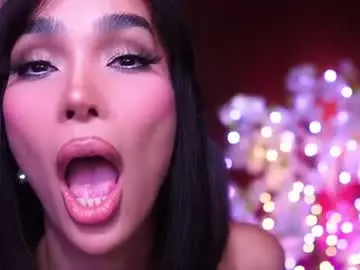 Chaturbate Live Sex Cam of xforyoureyesonlyx