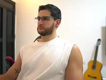 Chaturbate Best live sex cam show of saimonhot1