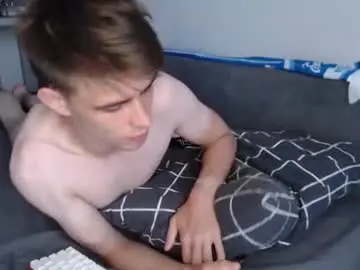 Chaturbate Live Sex Cam of cute_oliver