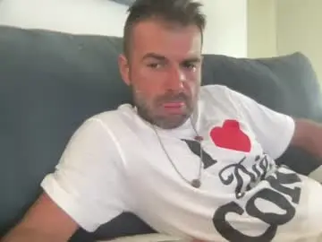 Chaturbate Live Porn of mercedes190d