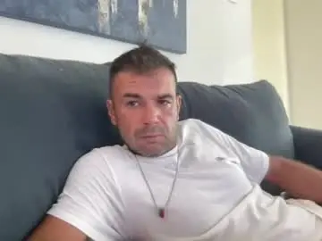 Chaturbate Free Porn Cam of mercedes190d