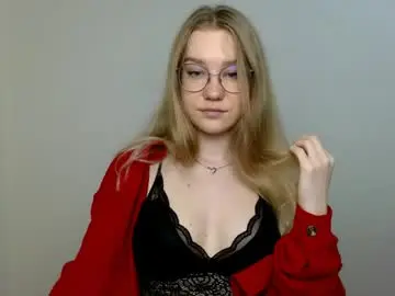 Chaturbate Live Sex Cam of abbymoore__