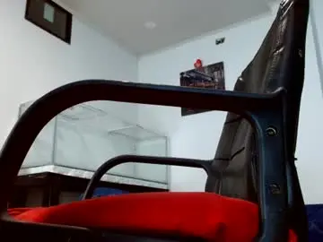 Chaturbate Live Sex Cam of liamm_brown