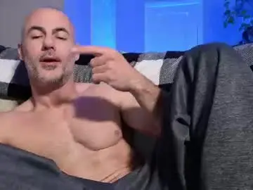 Chaturbate Live Sex Cam of mrcooperxxx