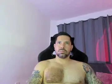 Chaturbate Live Sex Cam of pierrevidal
