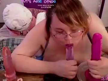 Chaturbate Adult Webcams of sweetkiitty3
