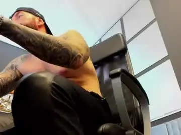 Chaturbate Live Sex Cam of arongrant