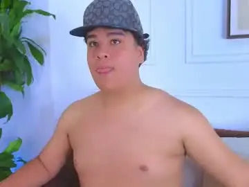 Chaturbate Sex Cam of bennett_alejoo