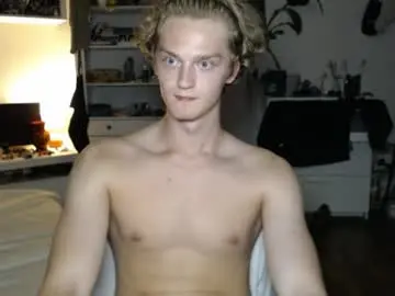Chaturbate Live Sex Cam of daniel_yumm