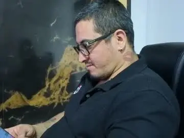 Chaturbate Live Sex Cam of sir_dante_