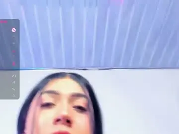 Chaturbate Live Sex Cam of kristall_swan